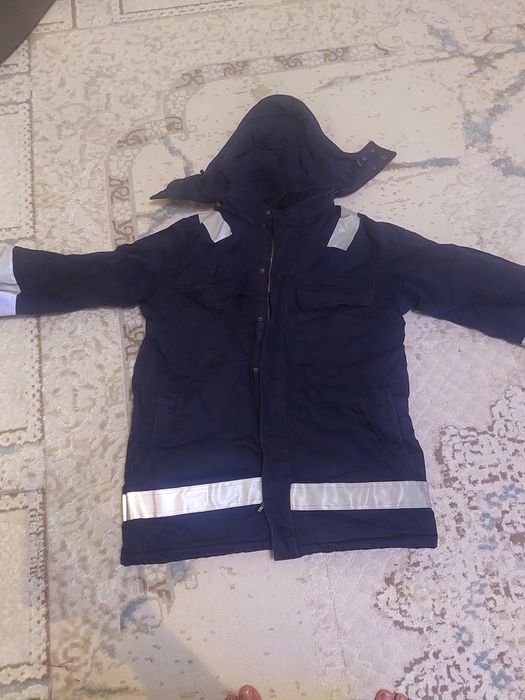 Продаётся спецодежда куртка