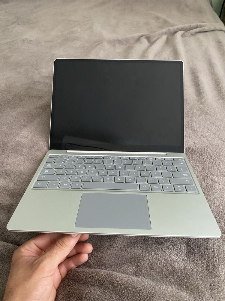 Microsoft Surface GO 2