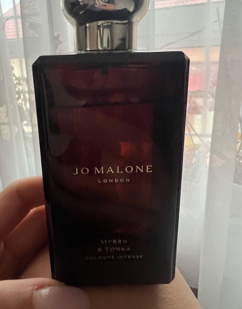 Vând parfum Jo Malone MYRRH & TONKA