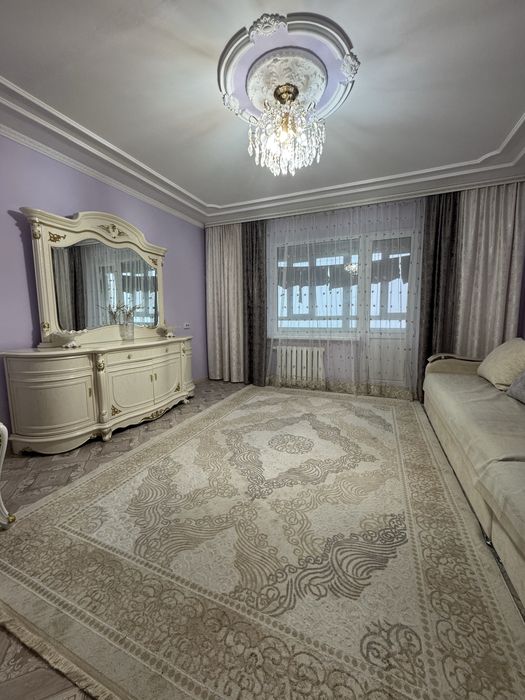 Продается 3-х комнатная квартира на Голубых Прудах.