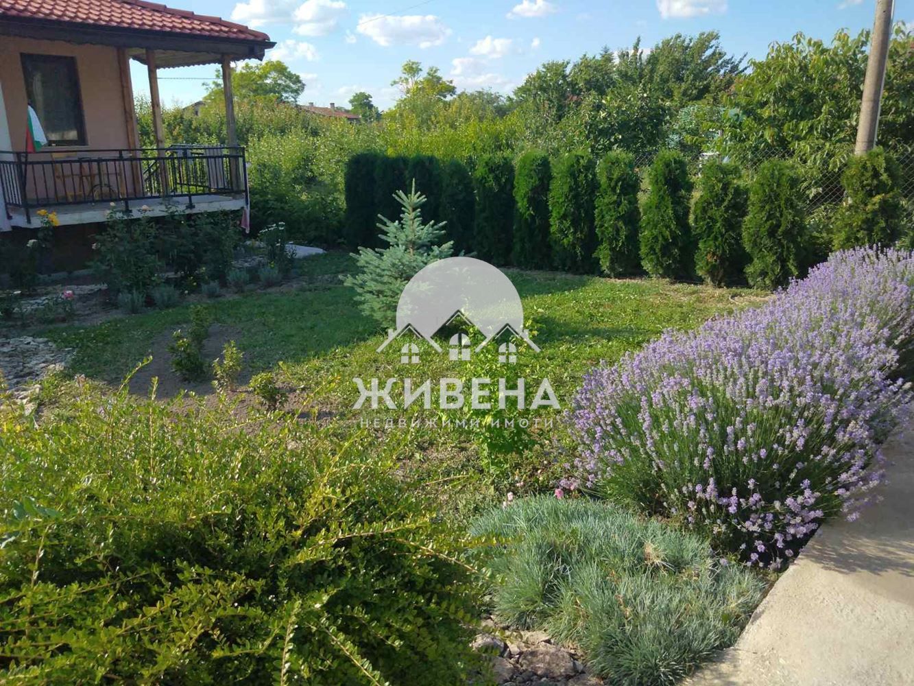 Продава обзаведена къща в с.Чернево, обл. Варна