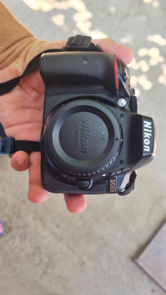 Nikon D5300 – Aparat foto DSLR