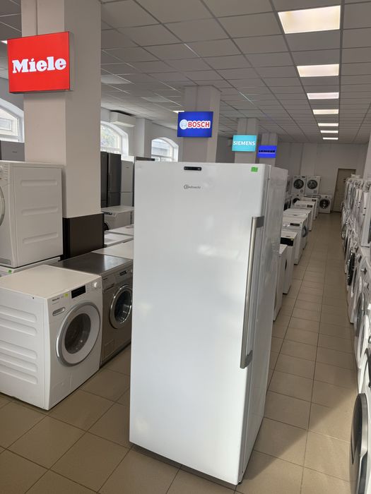 Bauknecht congelator 70cm lățime – 7 sertare, NO FROST, Inverter