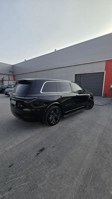 Li 9 ULTRA. 2024.08.oy. srochna sotiladi. Nasiyagahan yuradi.