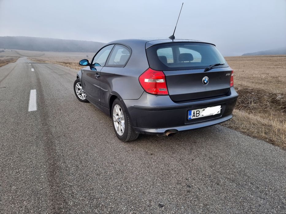 BMW 116i sau schimb cu remorca 750 kg