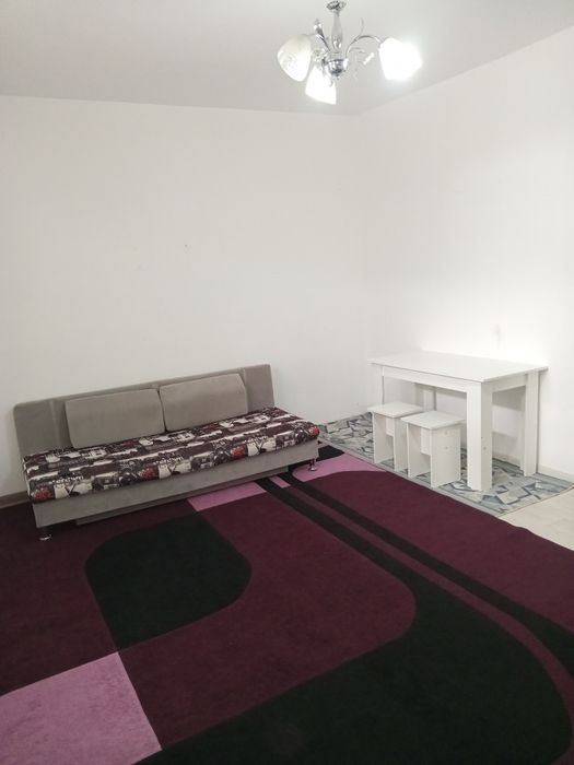 Сдаю однокомнотную квартиру женщинам на длительный срок