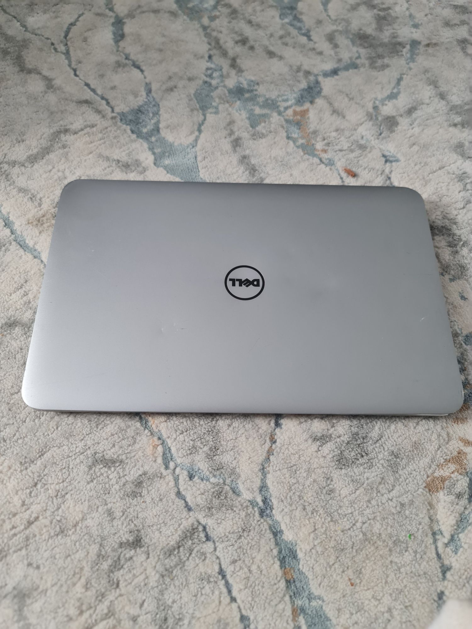 Laptop Dell xps cu i7 ,sdd 256gb