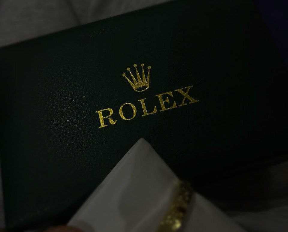 Rolex сағат әлі новый