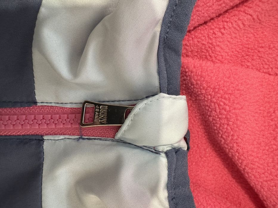 DKNY оригинално яке 104 размер 3-4 годинки