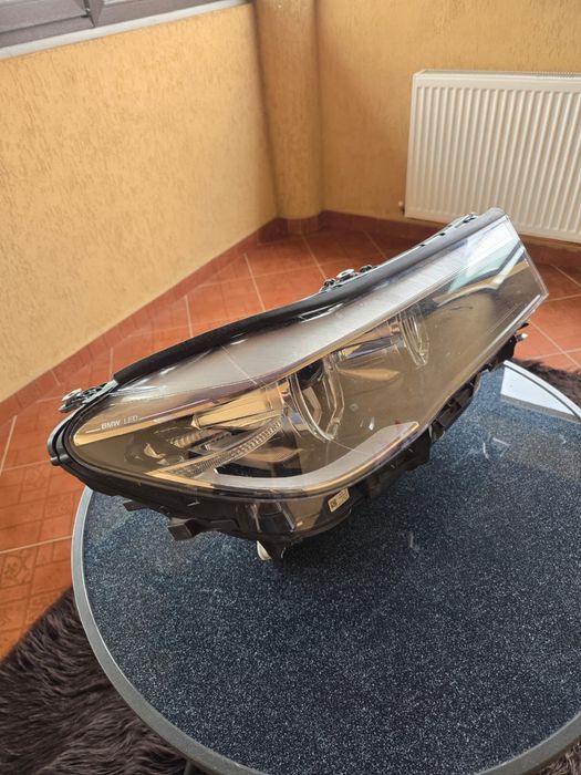 Vand far dreapta bmw seria 7 BMW LED