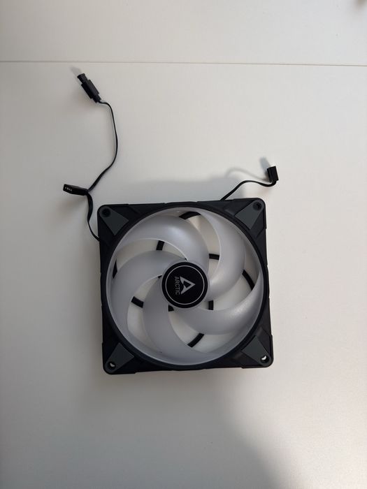 Arctic вентилатори от водно охлаждане 280мм