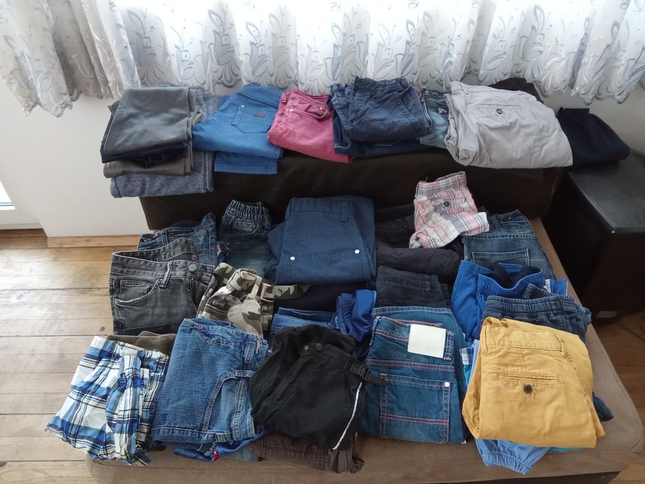 Много дрешки модерни