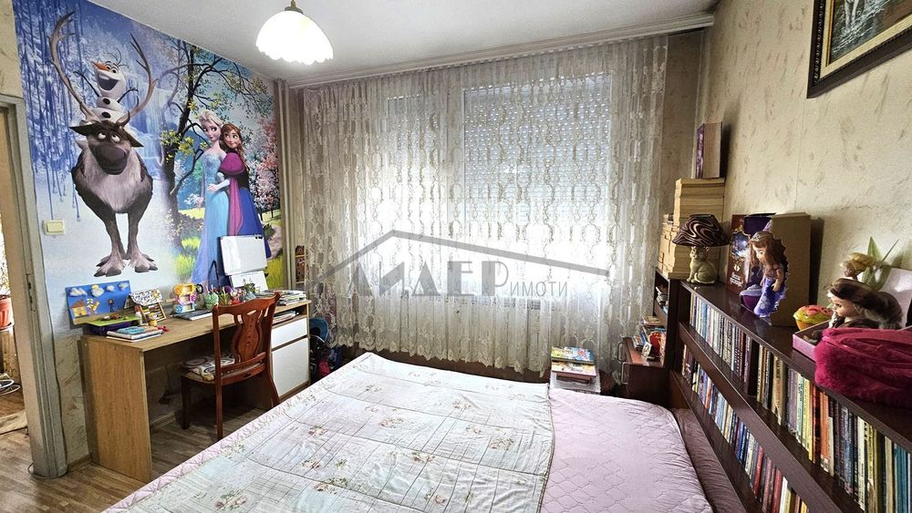 Продава се Тристаен апартамент в Пловдив, Кършияка - 92 кв.м за 1403 €/кв.м - Снимка #9