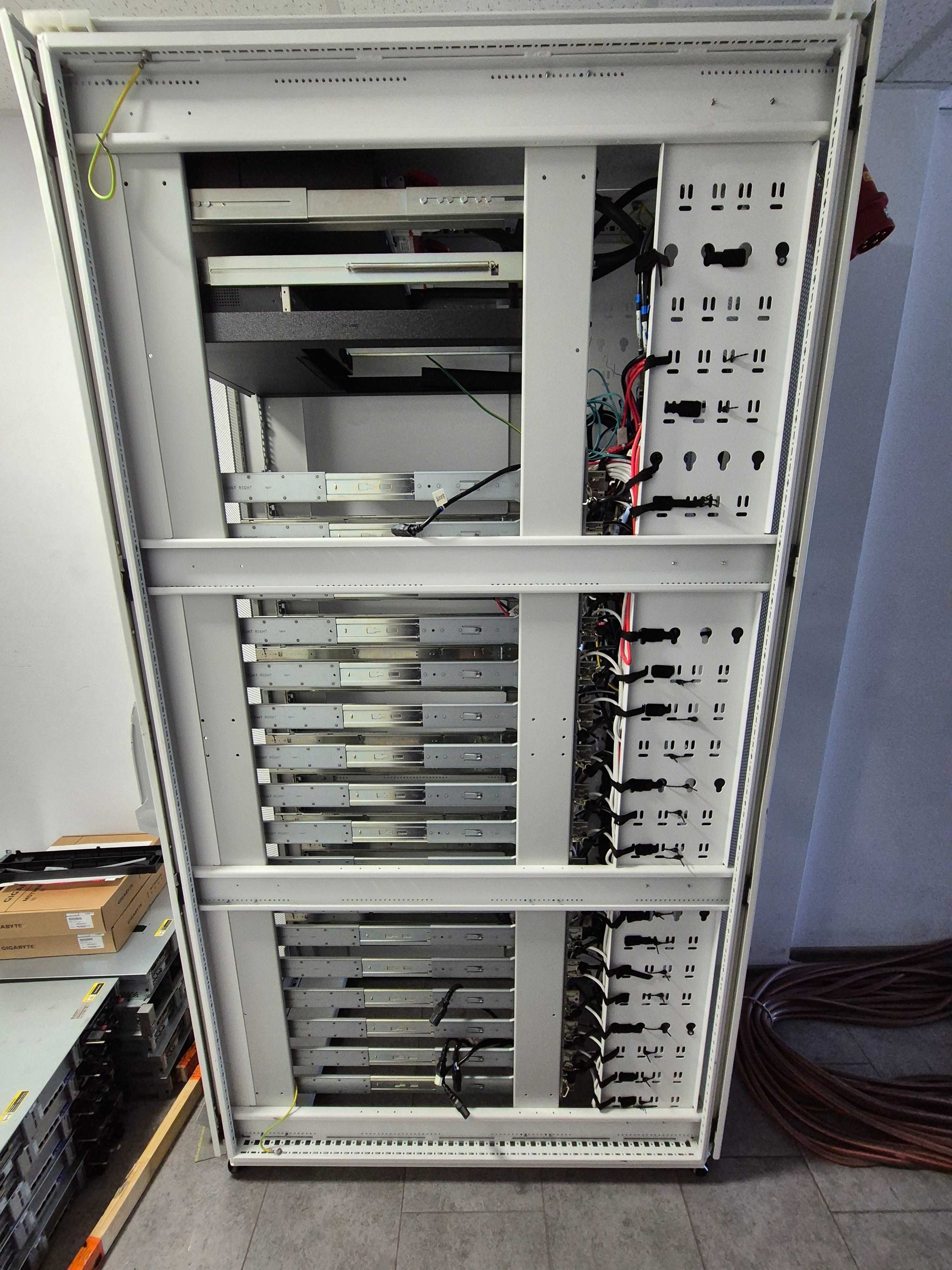 Rittal TS IT Pro 48U сървърен rack шкаф 48U0600W1200D