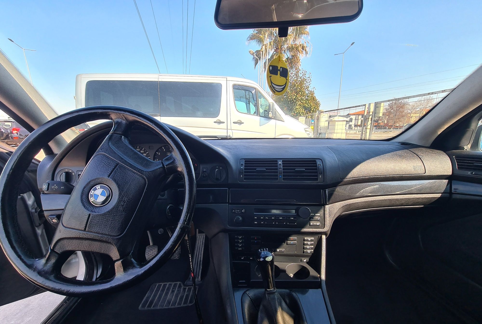 BMW E39  520I Бензин 1999г.