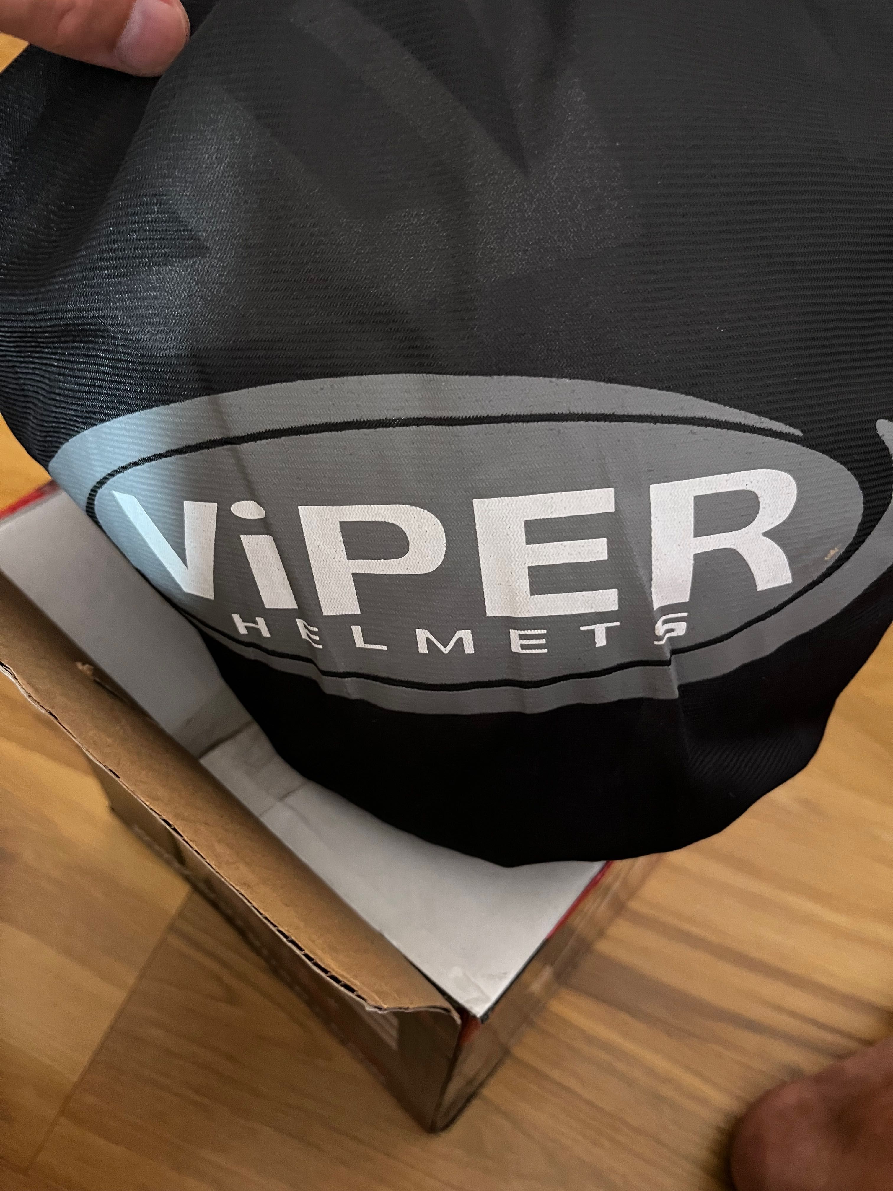Каска за мотор размер L Viper