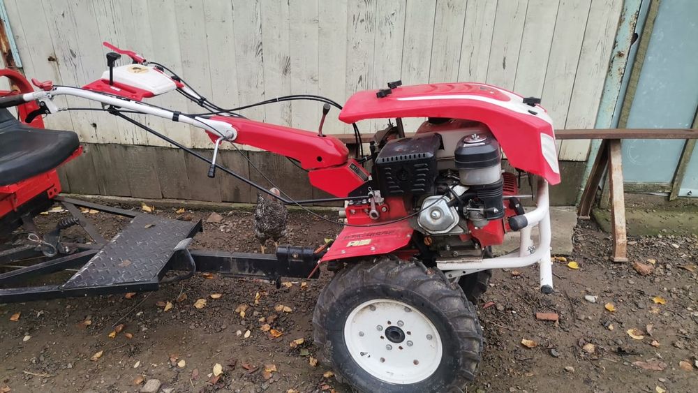 Motocultor cu remorca cu capacitate de 500kg, 16 HP