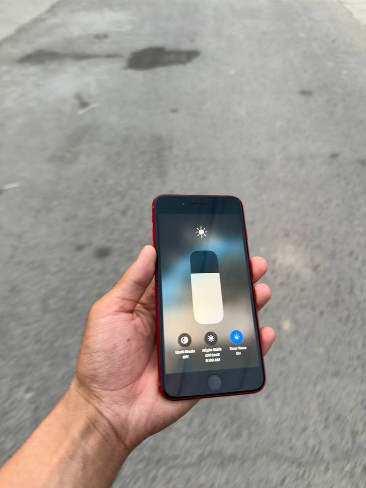 iphone 8 plus.