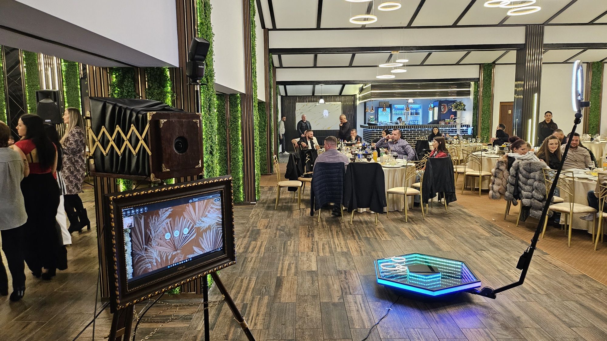 Cabina Foto,Platforma video 360,FumGreu,Tort De Shoturi,Artificii
