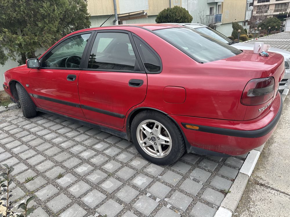 Volvo  s40 19td 95 конски сили