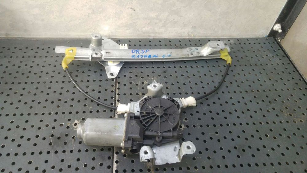 Macara cu motoras dreapta spate nissan qashqai j10 nj10 jj10e 402190a