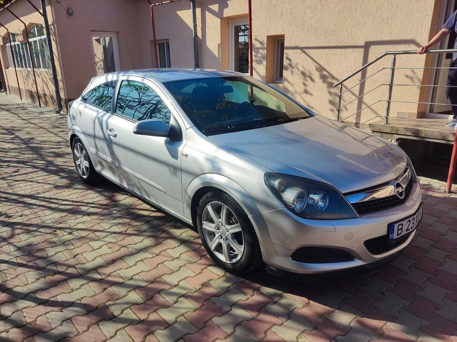 Opel Astra H GTC