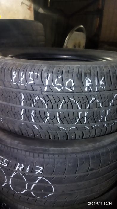 225/60 R16 разные