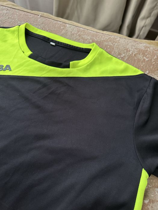 Продам волейбольную форму Mikasa