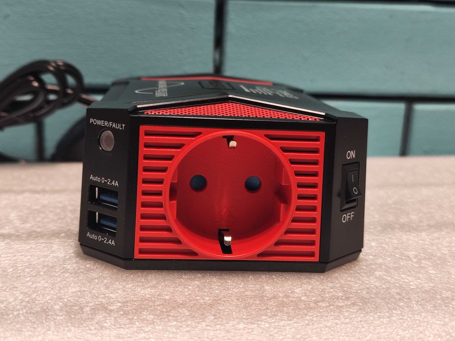 BESTEK инвертор 300W 12V→230V чиста синусоида за автомобил