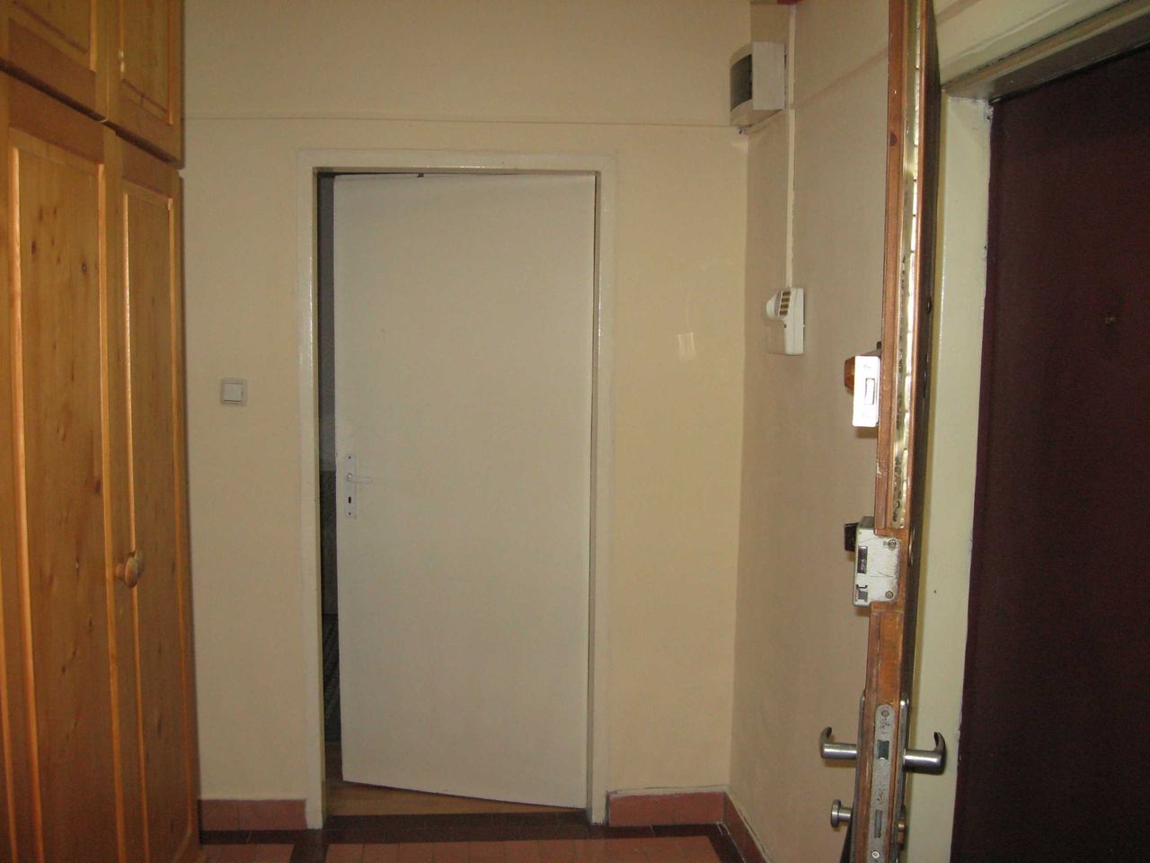 Дава се под наем Едностаен апартамент в София, Стрелбище - 55 кв.м за 357 € - Снимка #5