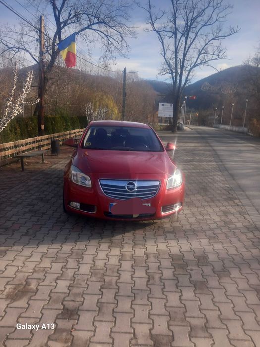 Opel       Insignia