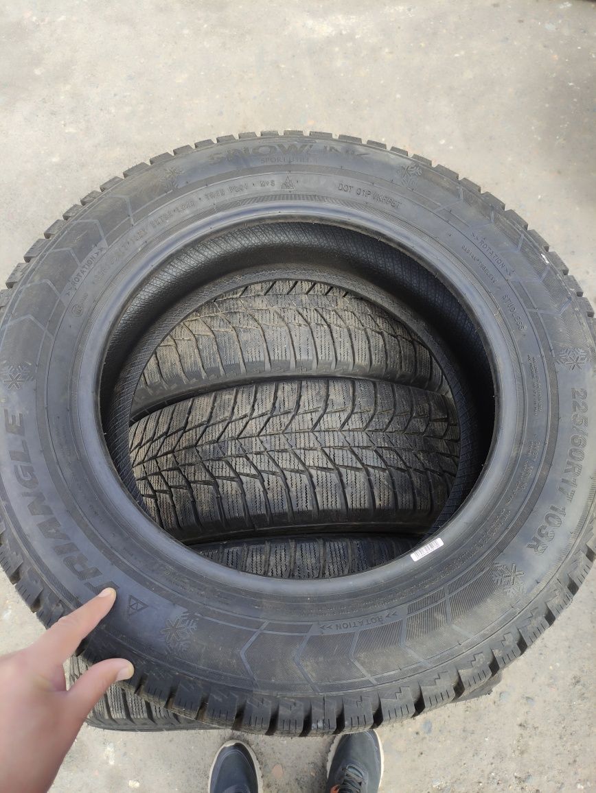 225/60R17 TRIANGLE