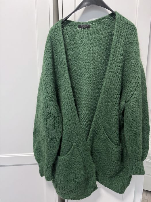 Cardigan M/L in stare buna cu mohair si lans