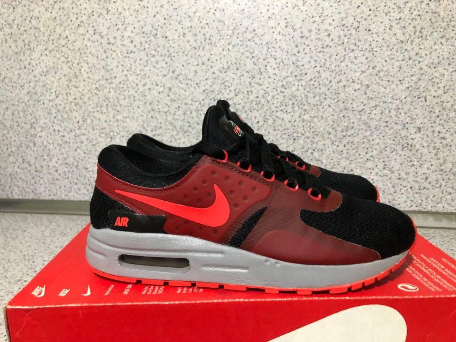 ОРИГИНАЛНИ *** Nike Air Max Zero Essential Bright Crimson