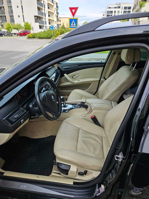 BMW seria 5, an 2010 .