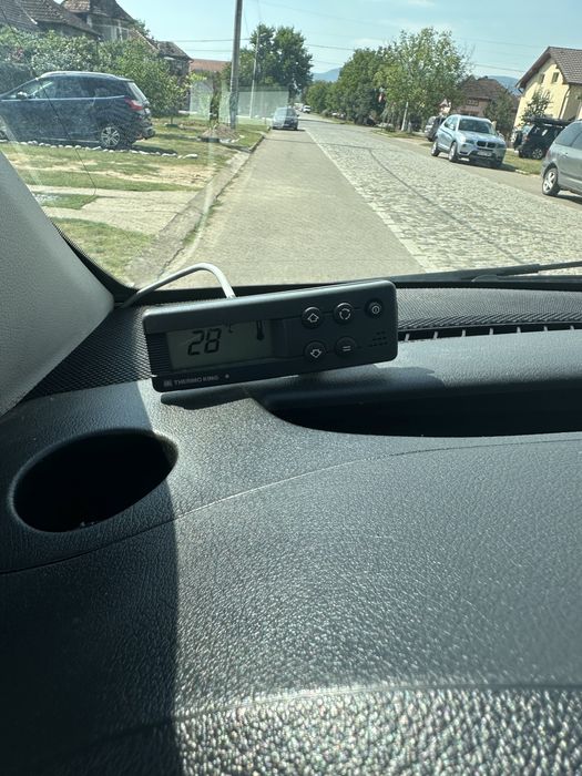 Vind mercedes vito frigorific in stare impecabila