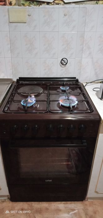 Продаю Газ плита  Гриль.