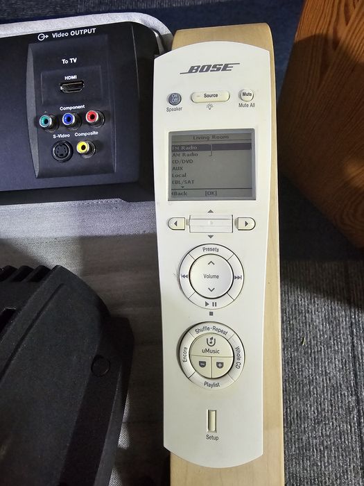 Bose telecomanda multifuncționala