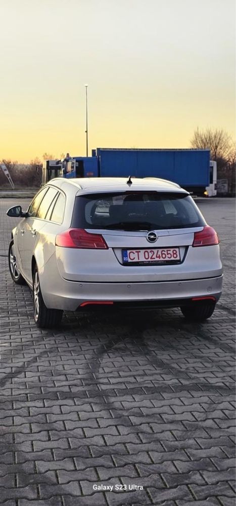 Vand Opel insignia TDI 2.0 2011