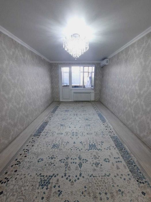 2 комнатная квартира в центре, Бизнес Центр Мир