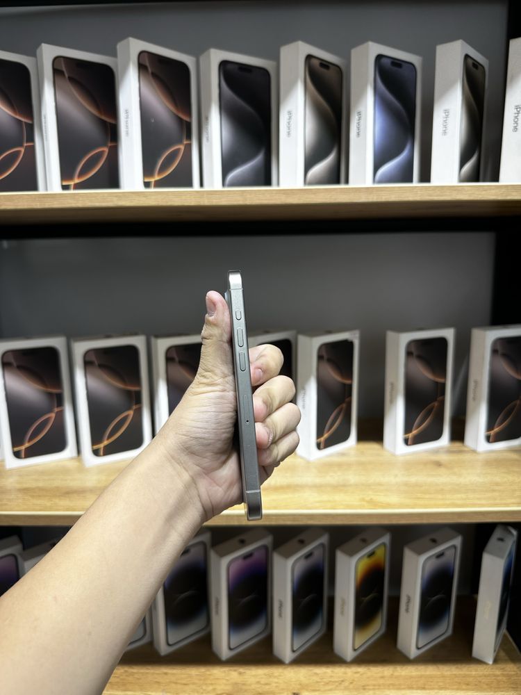 Bòsh tolov 15%/ iphone 15 pro (90%)