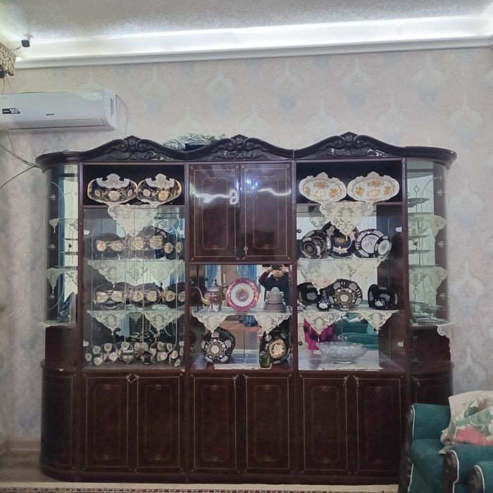 Spalni garnitura 2 ta zal mebillar divan kresla 12 tali stole stul