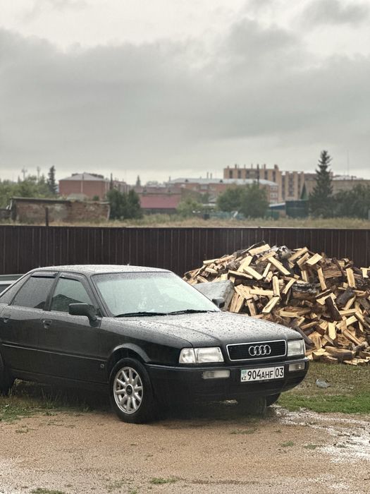 Продам Audi 80 b4