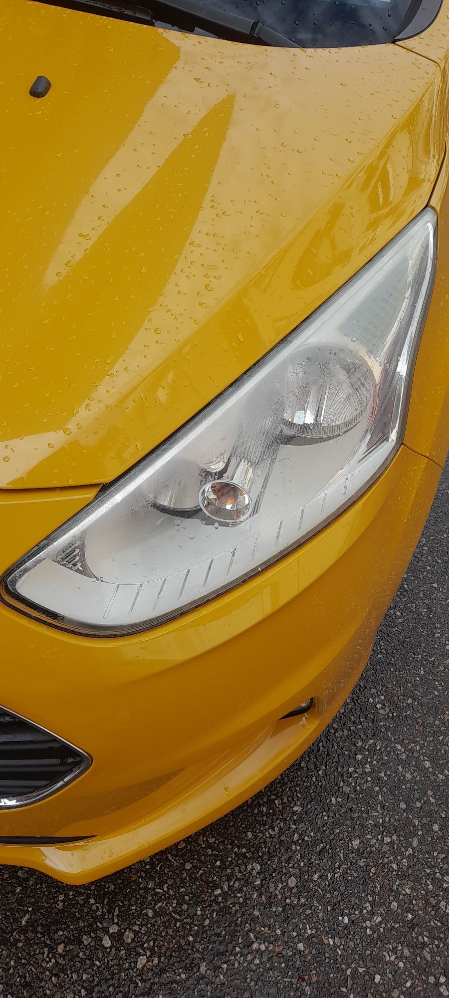 Фар за Ford B max