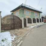Vand casa spațioasa in sărățeni