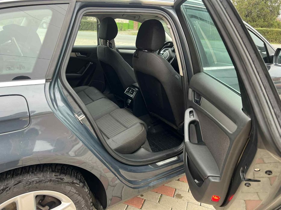 Audi a4b8 2011 4500e