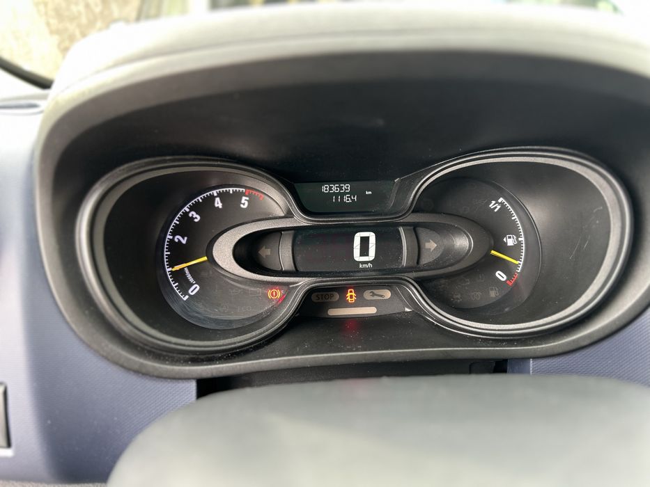 Opel Vivaro 8+1