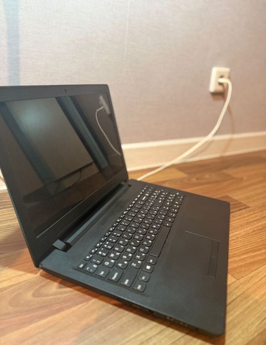 Продам ноутбук почти не пользовался