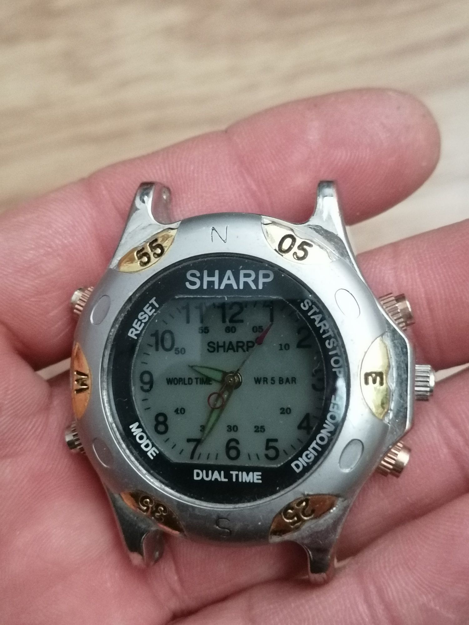 Ceas vintage Sharp