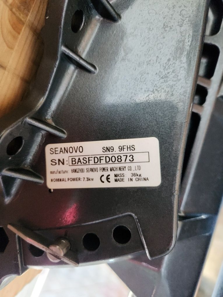 Продам лодочный мотор Seanovo 9.9.